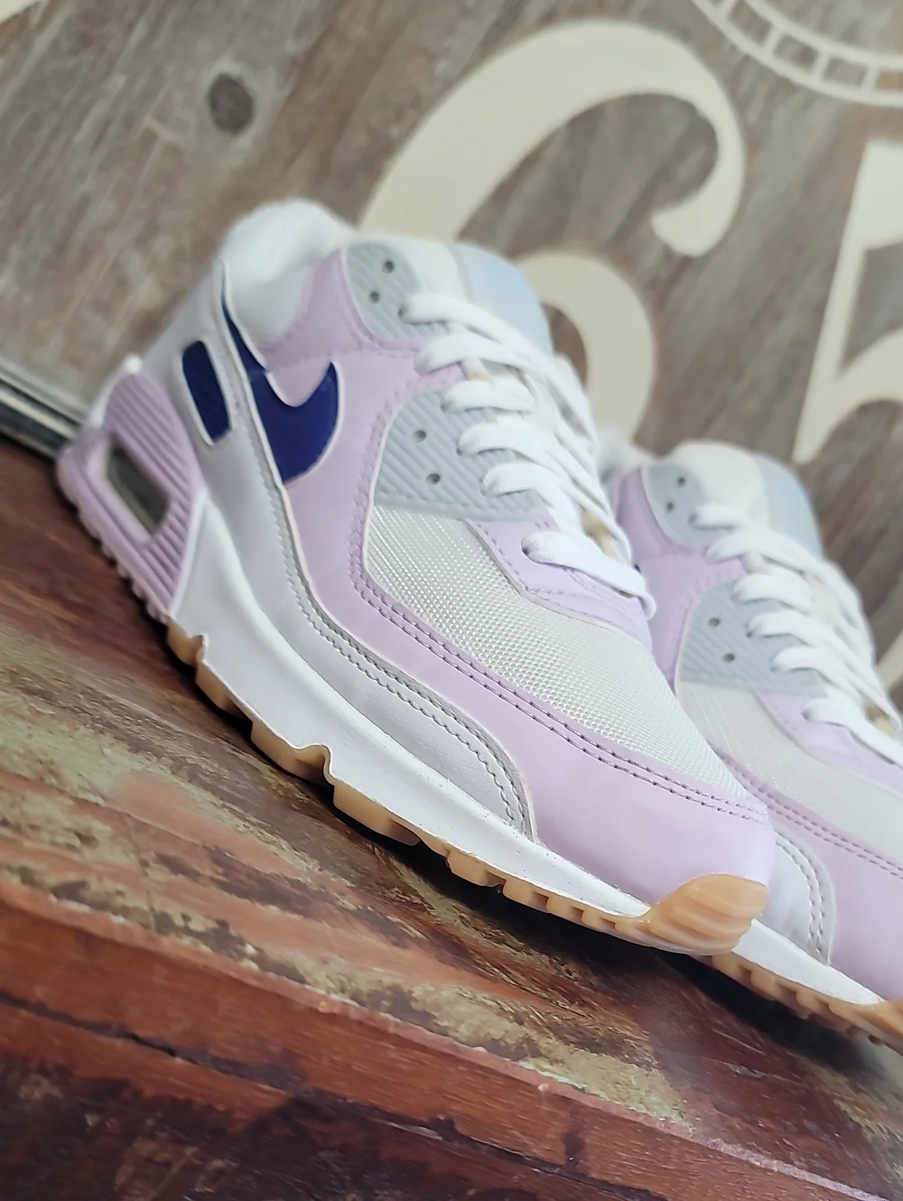 🔥🔥 Nike Wmns Air Max 90 'White Doll' Wmns 8 Great Condition Fast Shipping